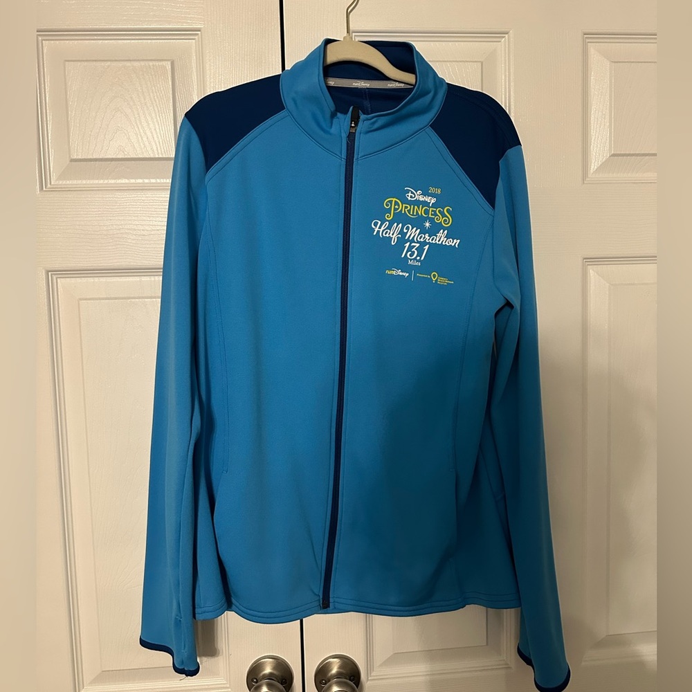 2018 Disney princessss half marathon jacket official run Disney